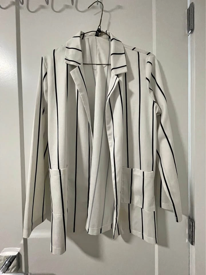 SHEIN striped blazer