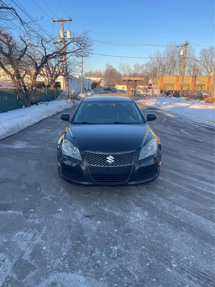 2011 Suzuki Kizashi Sport GTS Sedan 4D - photo 2