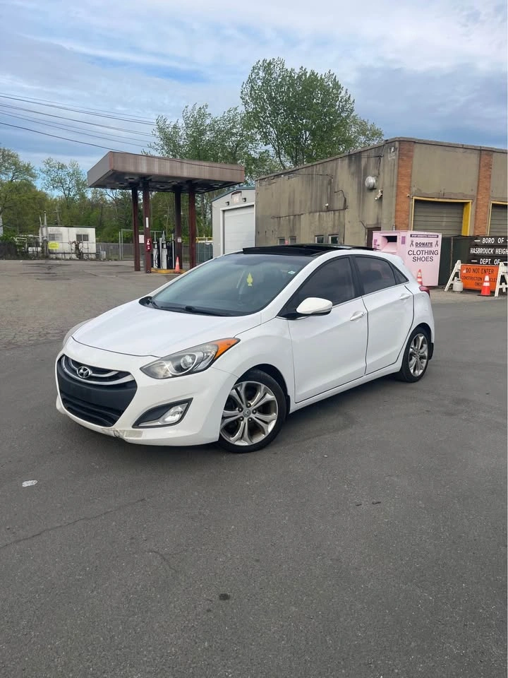 2013 Hyundai Elantra GT Hatchback 4D - photo 2