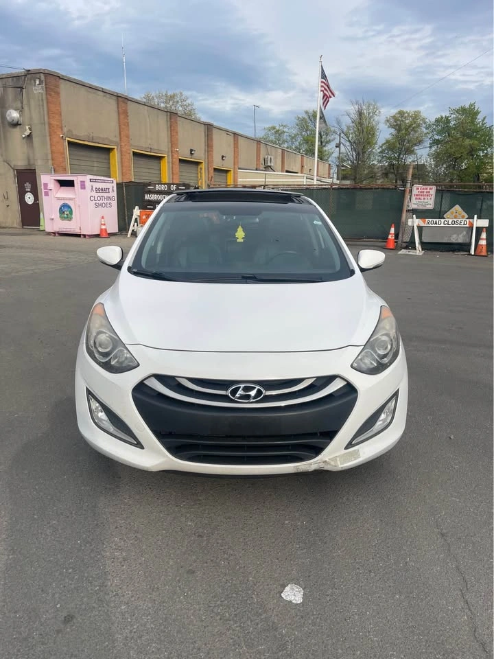 2013 Hyundai Elantra GT Hatchback 4D - photo 3