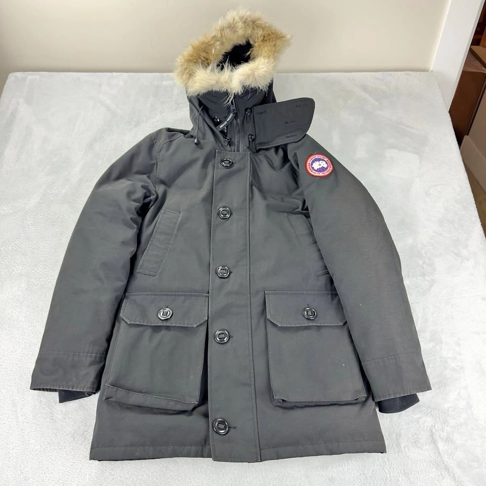 Canada Goose Men's Small Black Parka 2300JM