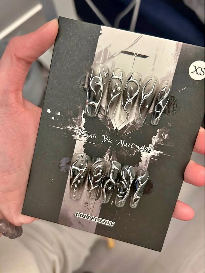 Press-on Nails