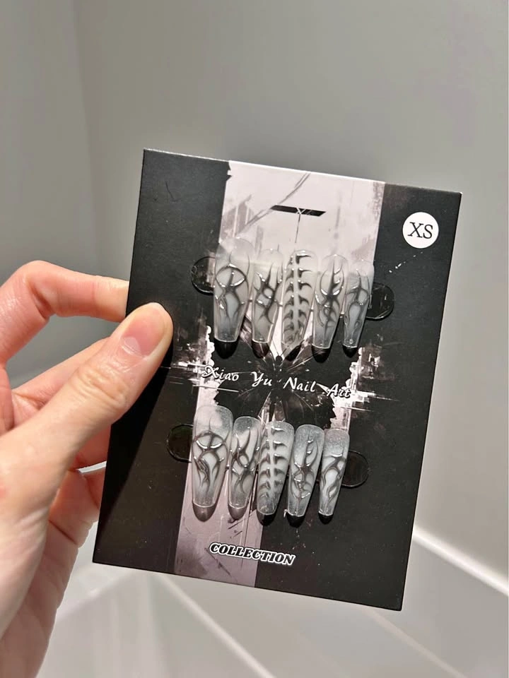 Press-on Nails