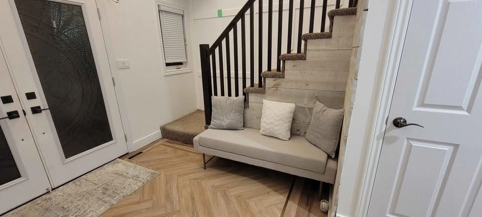 Entry Way Bench