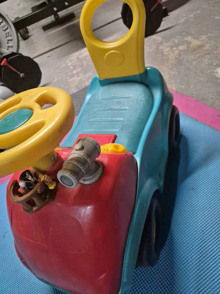 Disney Jake and the Never Land Pirates Ride-On Toy