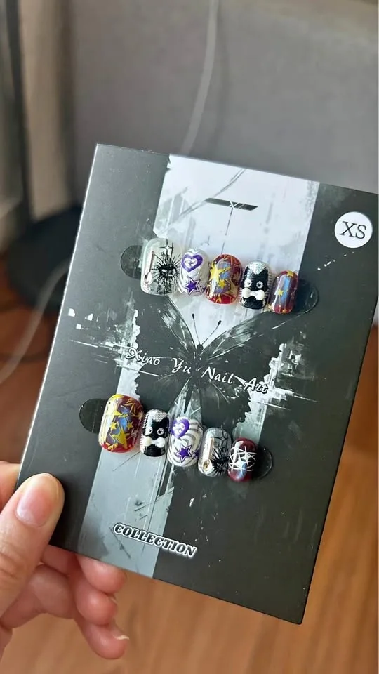 Press-on Nails