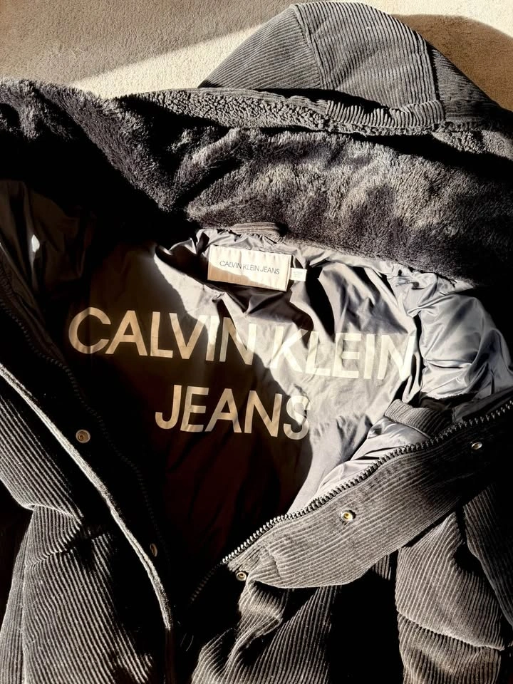 Calvin Klein Corduroy Puffer Jacket - photo 4