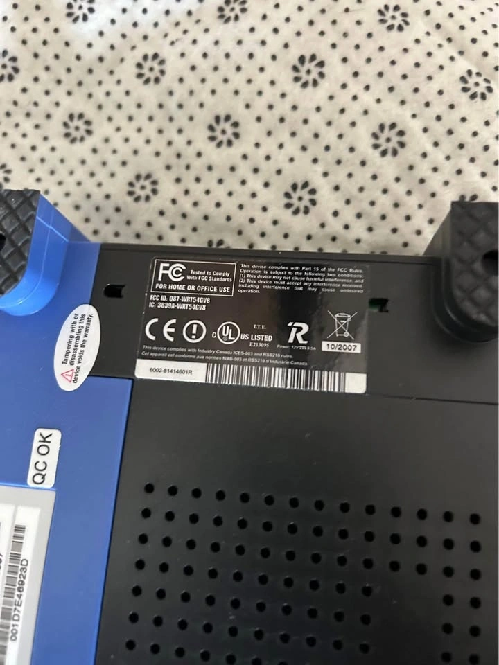 Linksys Routers - photo 3