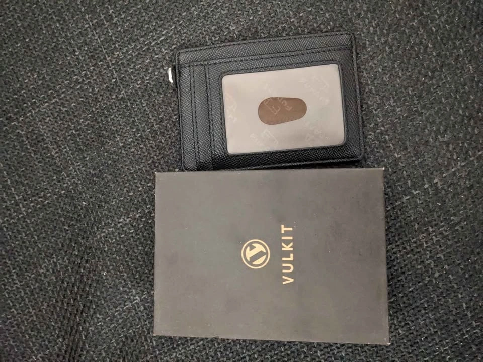Card holder - photo 2