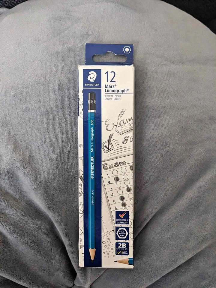 12 2b pencils