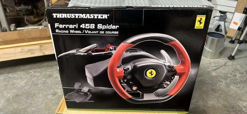 Thrustmaster Ferrari 458 Spider Racing Wheel for Xbox - photo 3