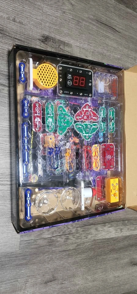 Used once Elenco Snap Circuits ARCADE STEM Electronics Kit - photo 3