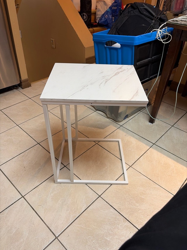 Side Table - photo 2