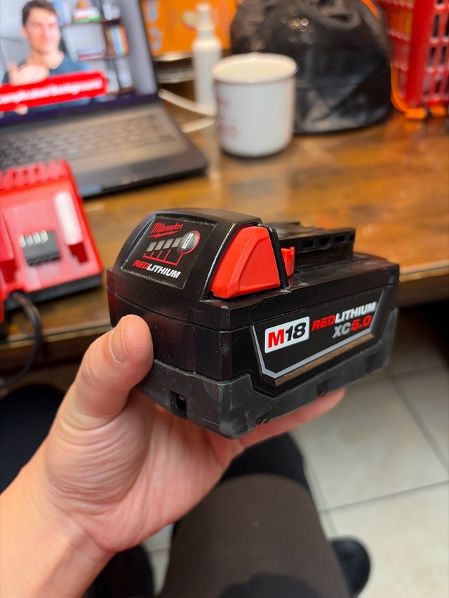 Milwaukee M18 Battery and Charger - photo 3