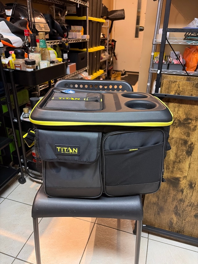 Titan Deep Freeze Cooler