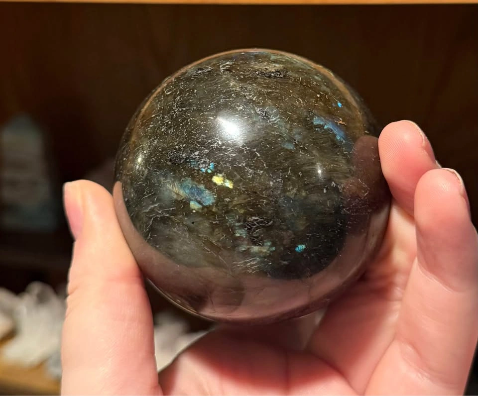 Labradorite sphere - photo 2