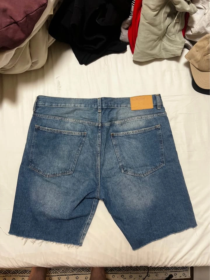 Jean shorts size 36 - photo 2