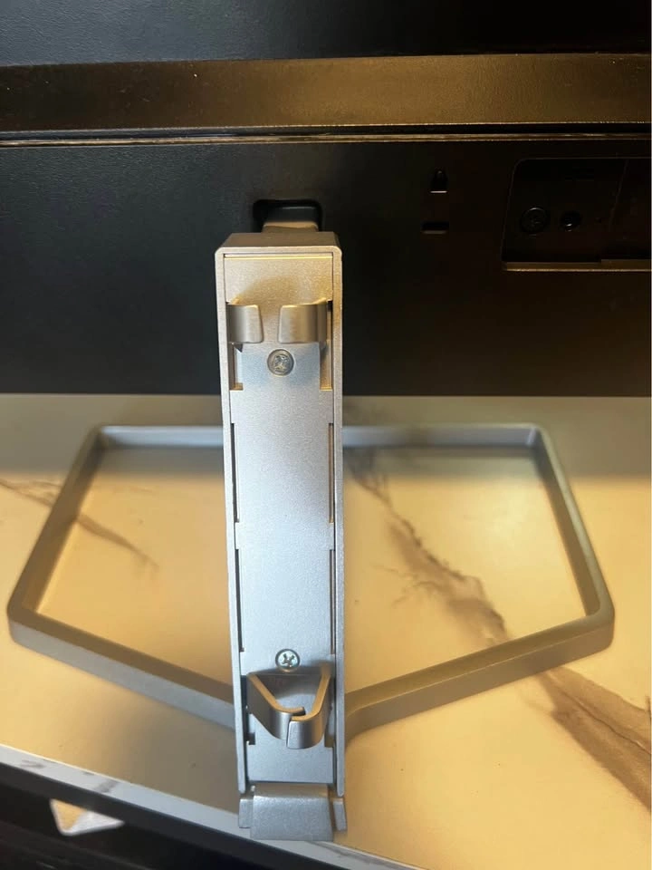 HP M27f Monitor with Screen Damage - photo 2