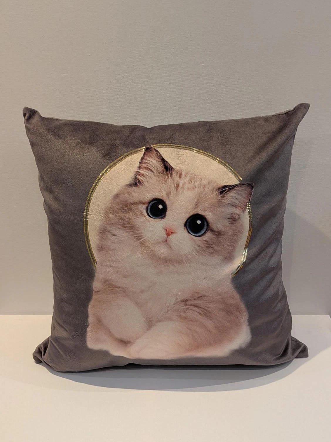 Cat 18x18 Velvet Throw Pillow w/ Gold Foil Halo & Insert - photo 3