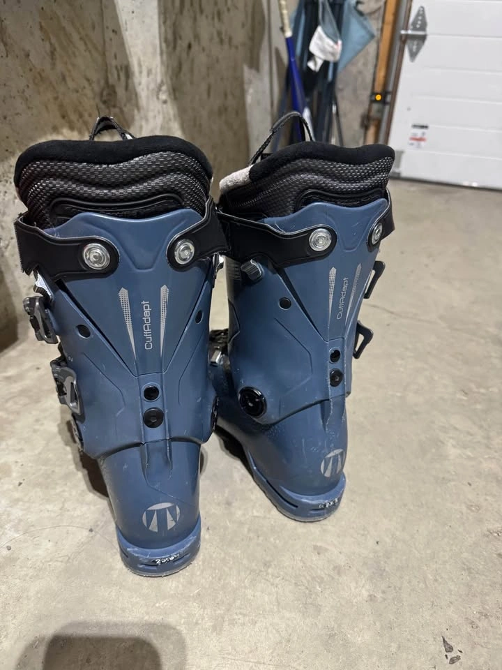 Tecnica Ski Boots 23.5 Flex 75 Women - photo 4