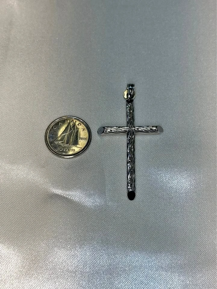 10k White Gold Cross Pendant