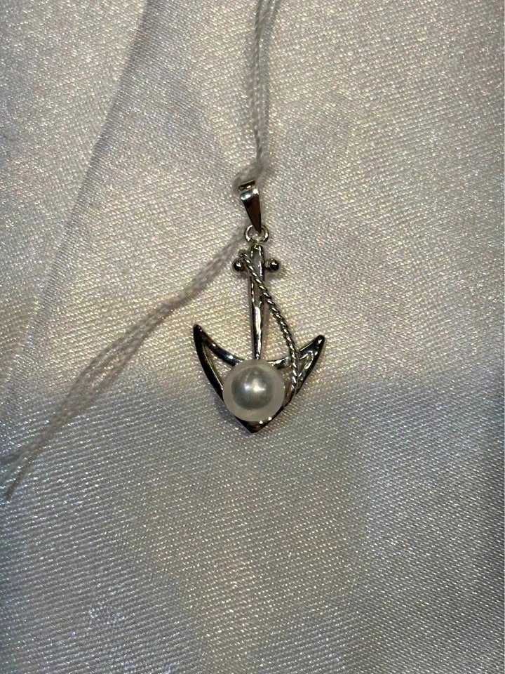 18k Gold Japanese Pearl Anchor Pendant