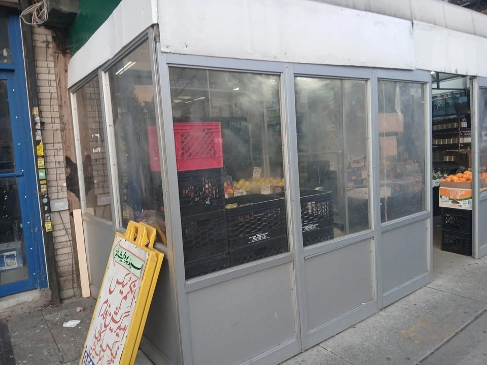 Store awning and doors for sale - photo 5
