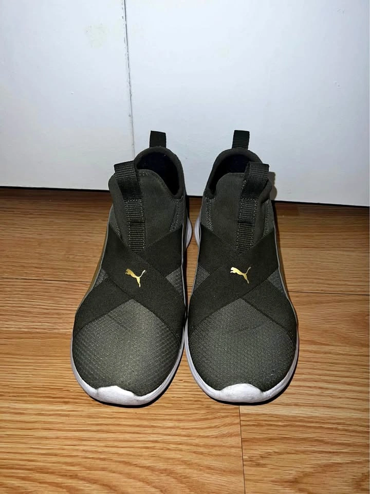 PUMA slip on shoes