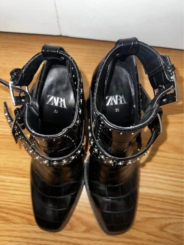 ZARA Studded Boots - Size 35 - photo 3