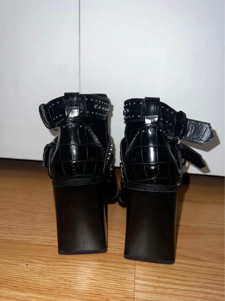 ZARA Studded Boots - Size 35 - photo 5