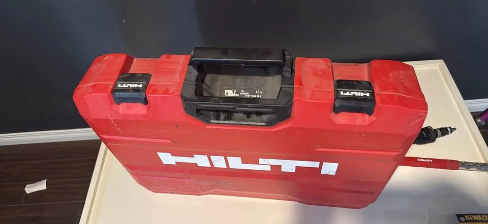 Hilti TE 60-22 Complete Kit – Like New image indicator(4)