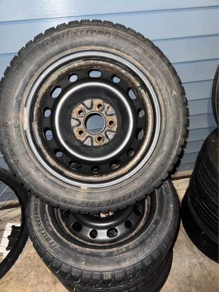 Hyundai Elantra 2010-2016 Winter Tires on Rims - Used 1 Season - photo 2