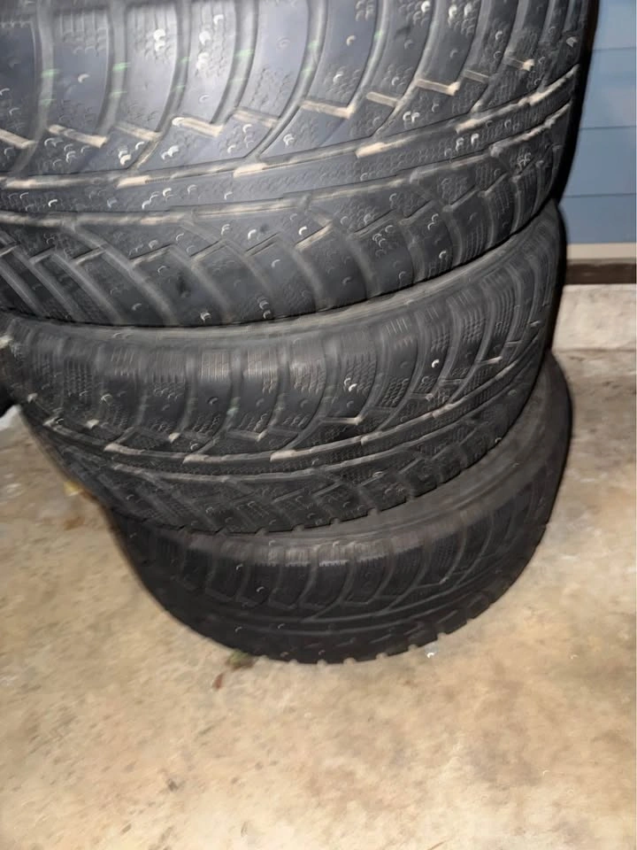 Hyundai Elantra 2010-2016 Winter Tires on Rims - Used 1 Season - photo 3
