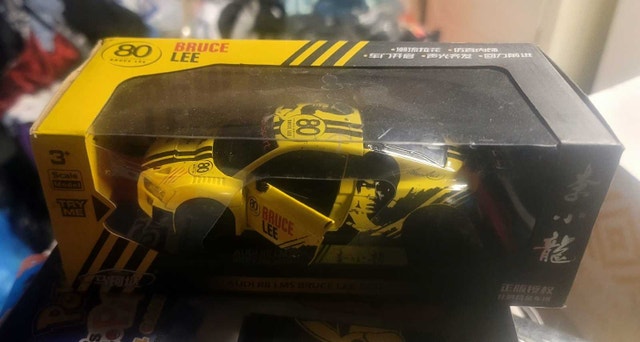Audi R8 LMS Bruce Lee Toy Car - photo 4