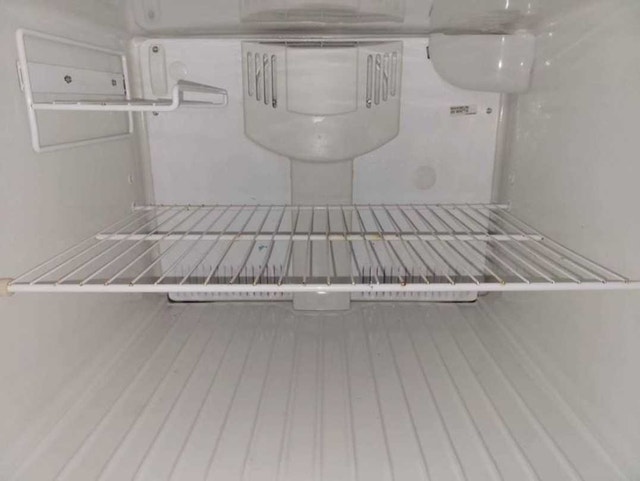 Kenmore 30" Refrigerator - photo 4