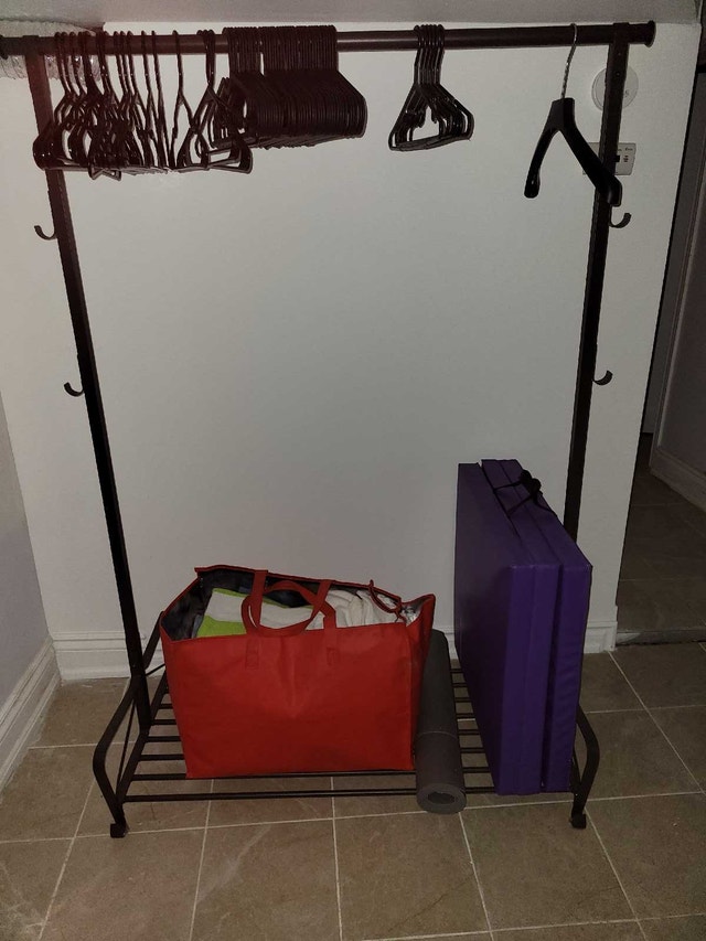 Metal cloth rack