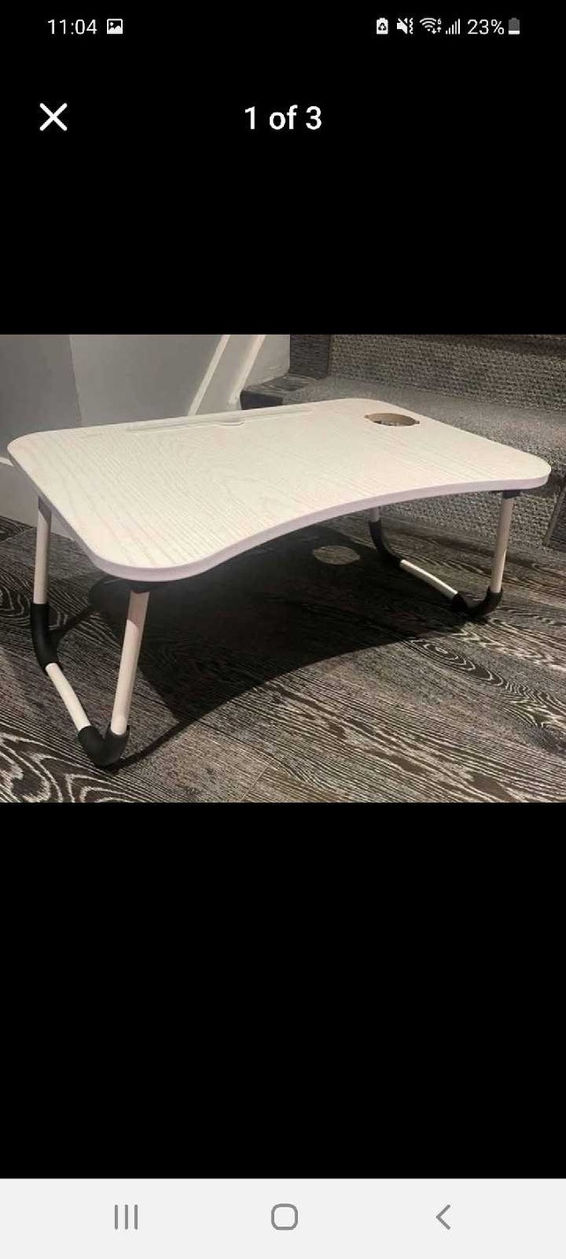 Foldable table