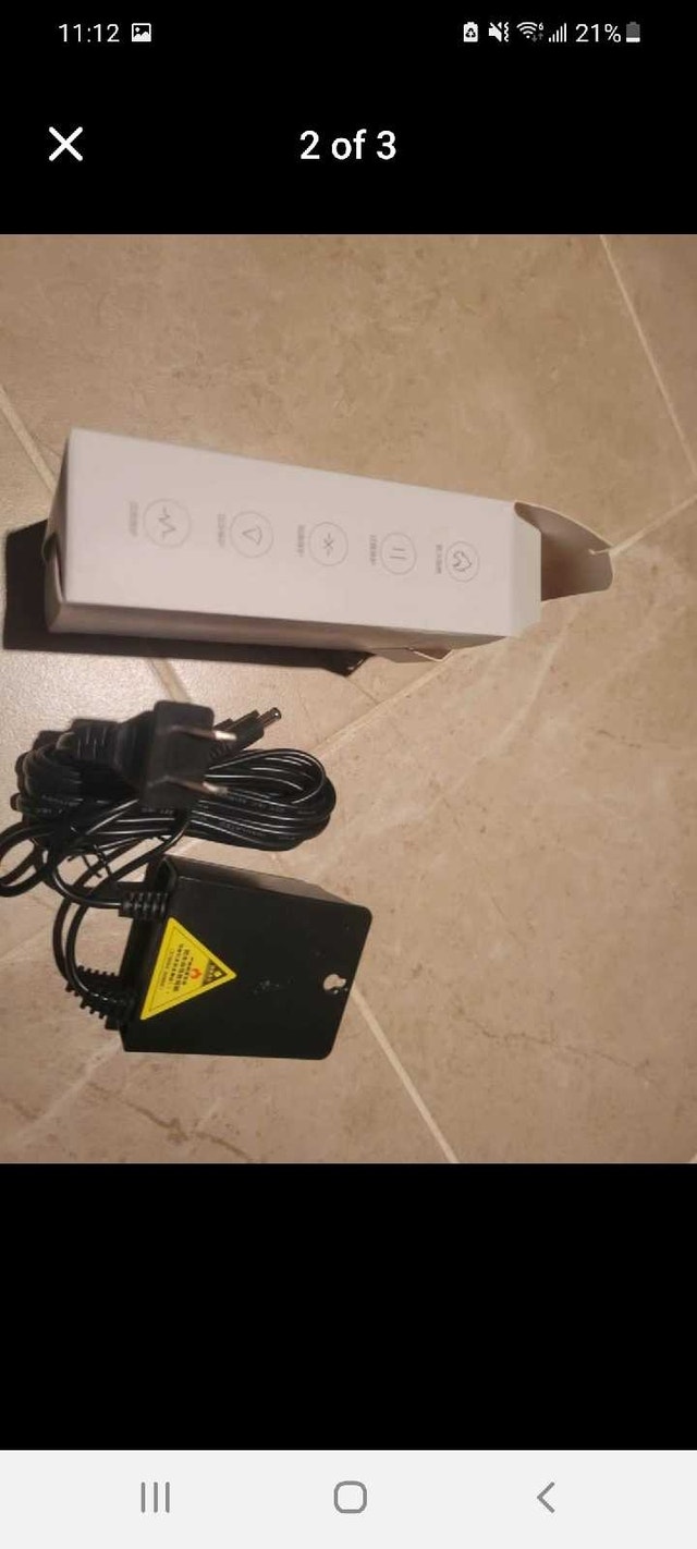Power adapter - photo 2