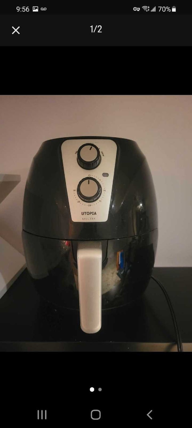 Utopia Kitchen Air Fryer moving sale