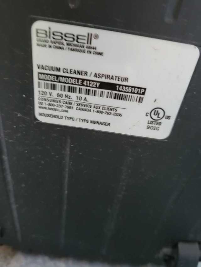 Bissell Powerforce Vacuum moving sale - photo 2