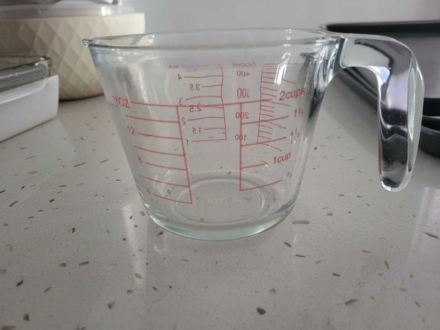500ml Glass Measuring Cup Moving sale - photo 2