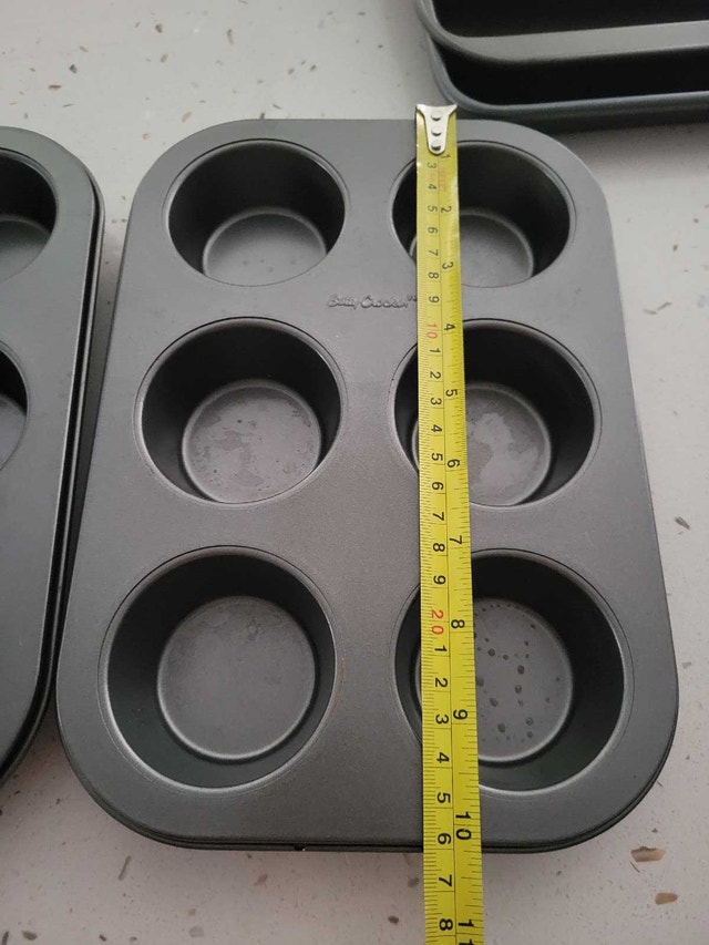 $5 for 2 Muffin Pan Moving sale - photo 3