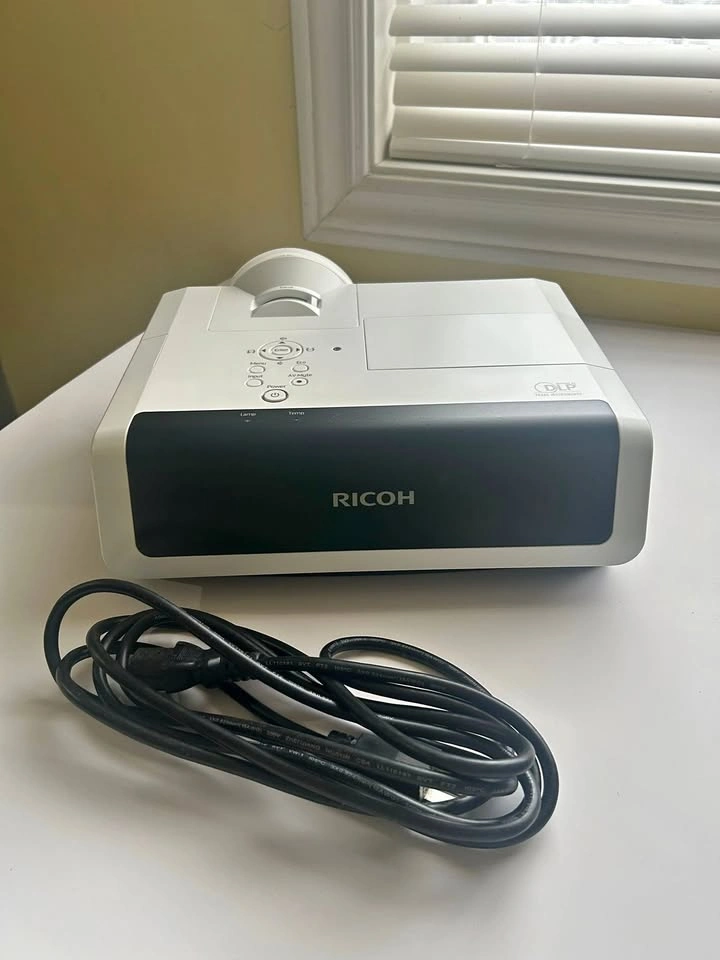 Ricoh Projector DLP