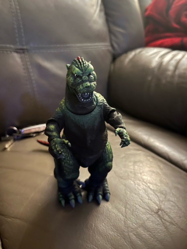 Godzilla Collector's Bundle - Criterion Blu-ray & Figures - photo 5