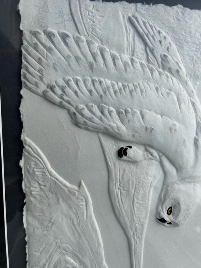Signed Linda Shaw "Snowy Owl" Limited Edition Cast Paper - photo 2