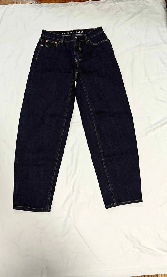 American Eagle Short Fit Jeans
