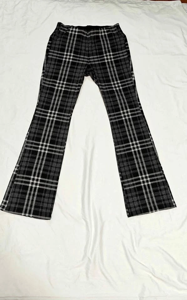 American Eagle Short Fit Pants