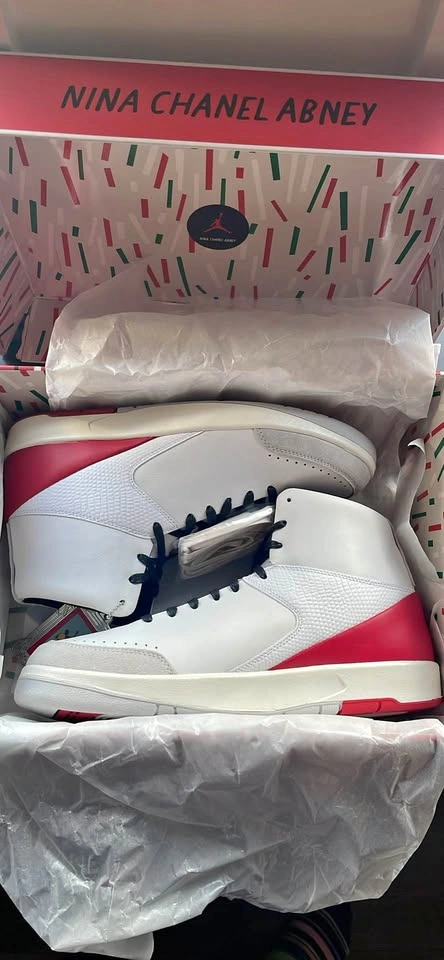Air Jordan 2 Retro SE Nina Chanel Abney