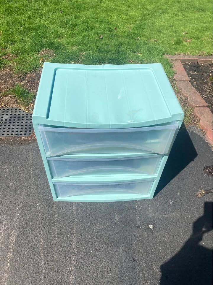 3-Drawer Teal Plastic Storage 22”w x 15”d x 25”h - photo 2
