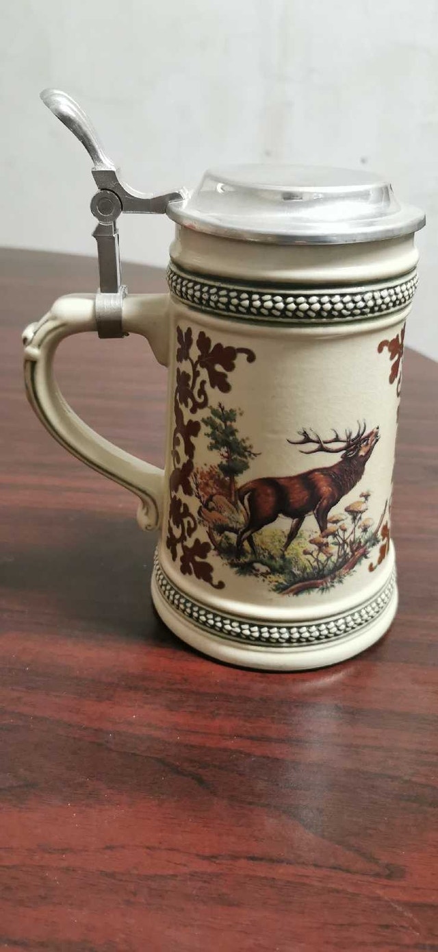 DUMBA Stein Mug with Pewter Lid